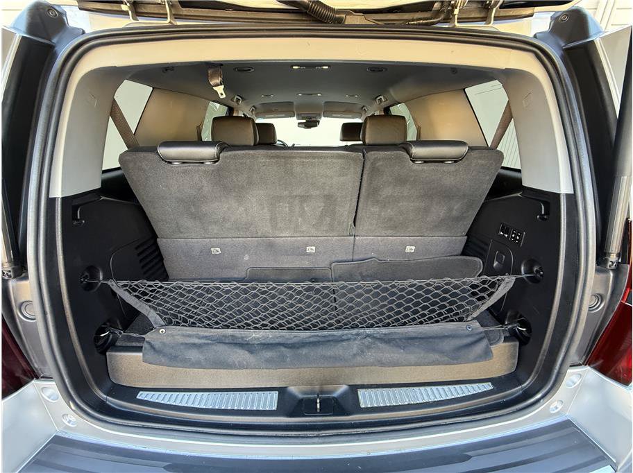 Used 2017 Chevrolet Tahoe Premier AWD/4WD image 28
