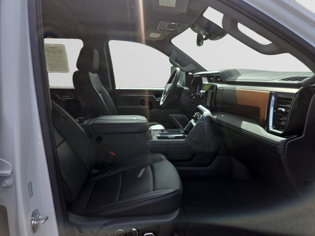 Used 2026 GMC Sierra 3500 Denali w/ Denali Reserve Package AWD/4WD image 15