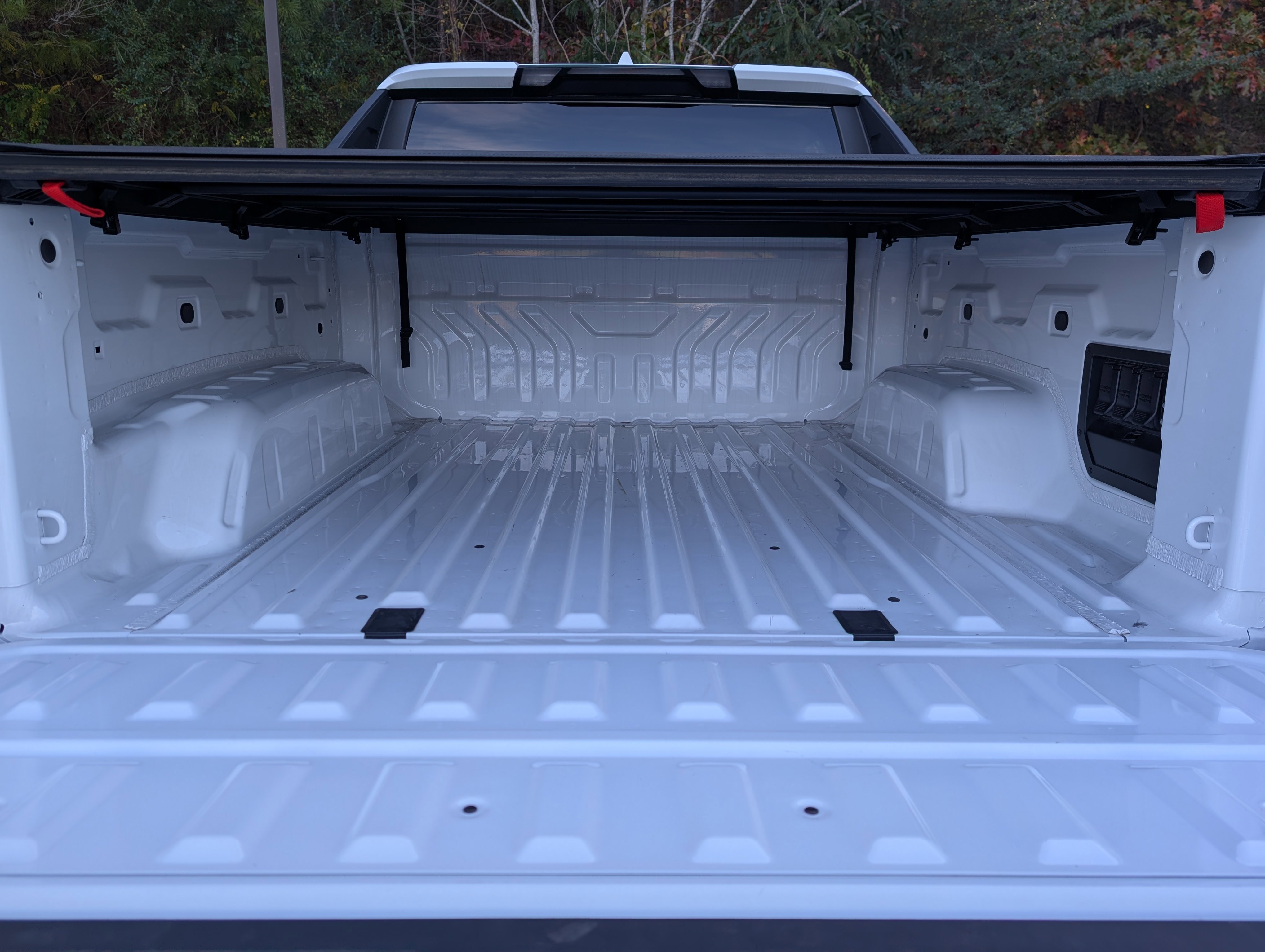 Used 2024 Chevrolet Silverado EV W/T image 18