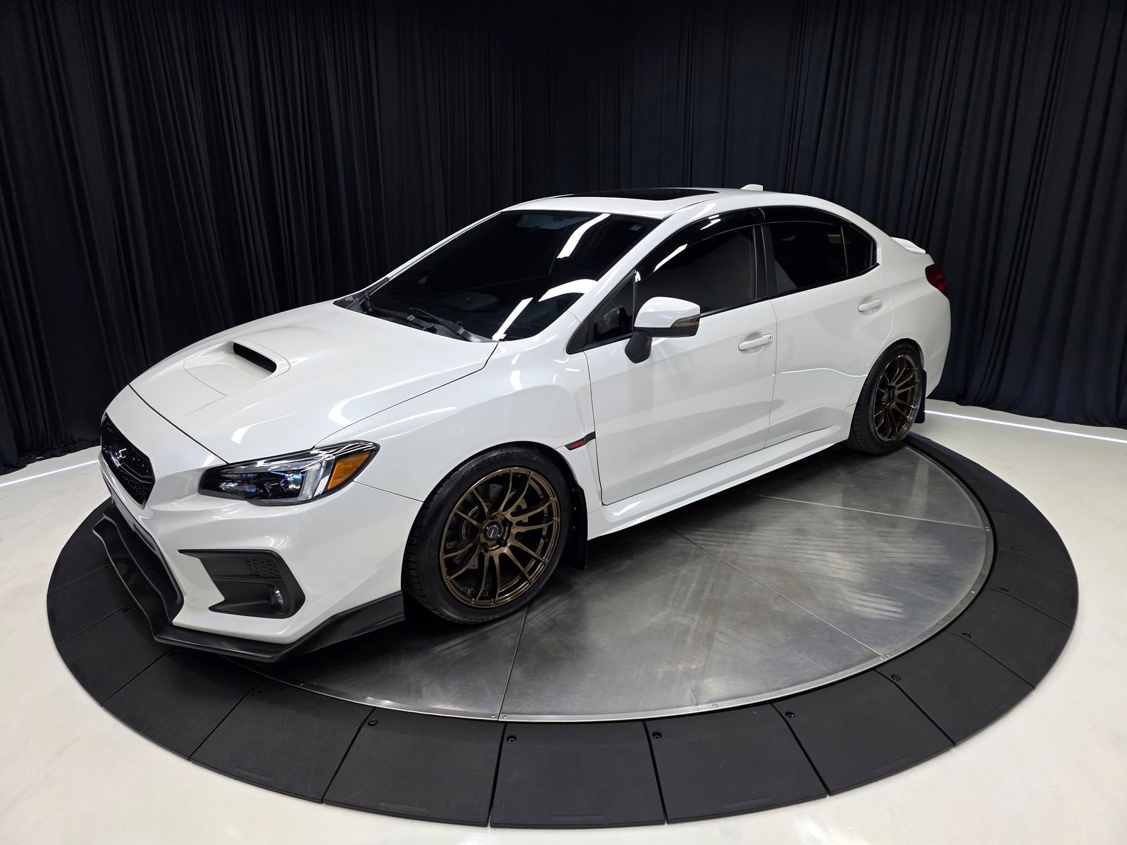 Used 2020 Subaru WRX Limited AWD/4WD image 9