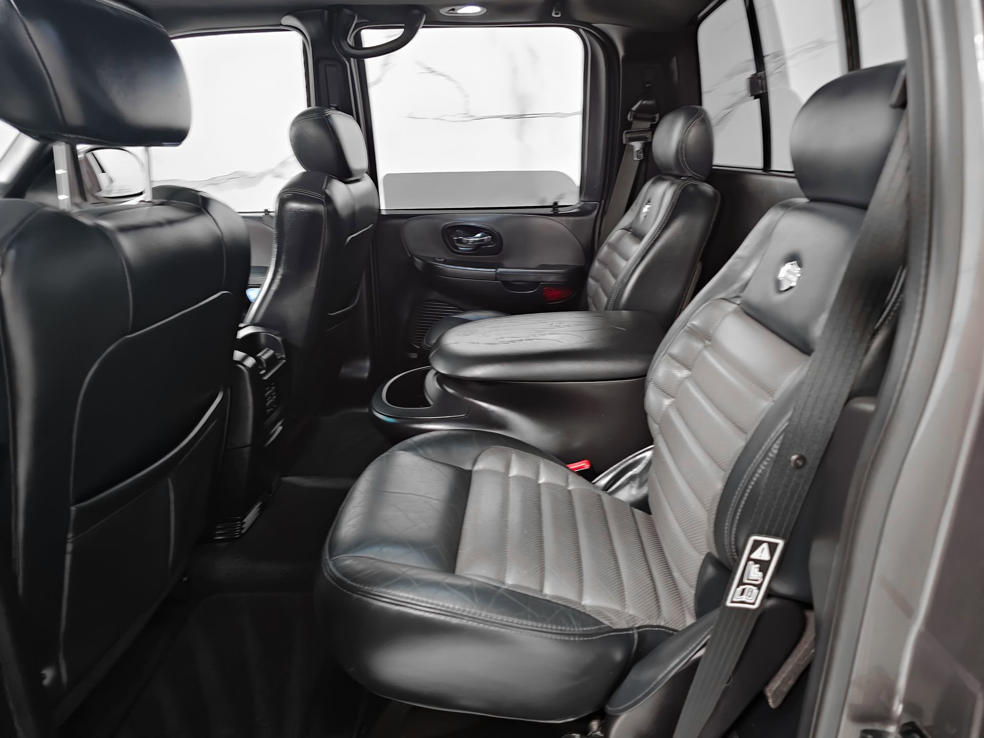 Used 2002 Ford F150 Harley-Davidson RWD image 30