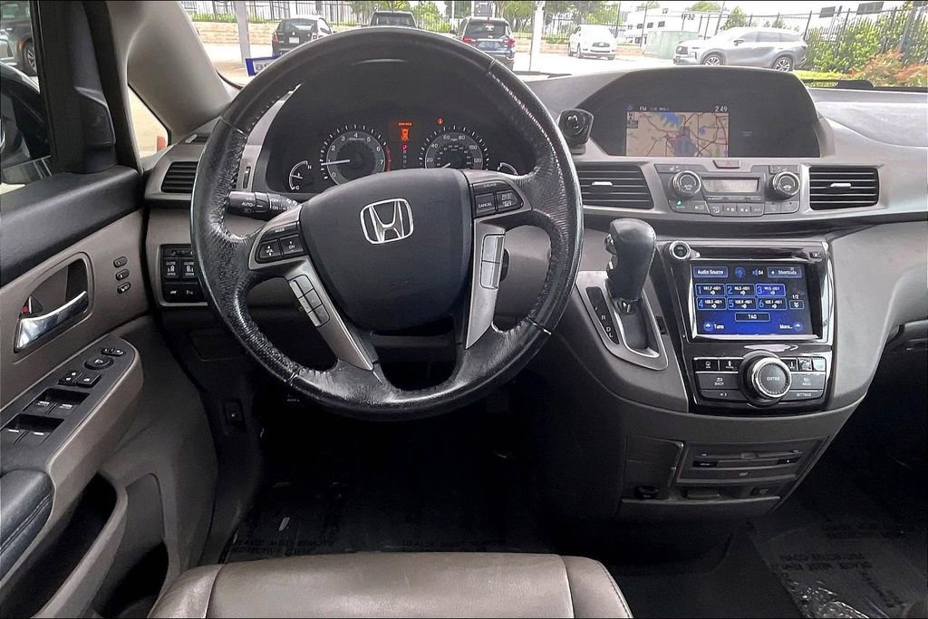 Used 2016 Honda Odyssey Touring Elite image 7