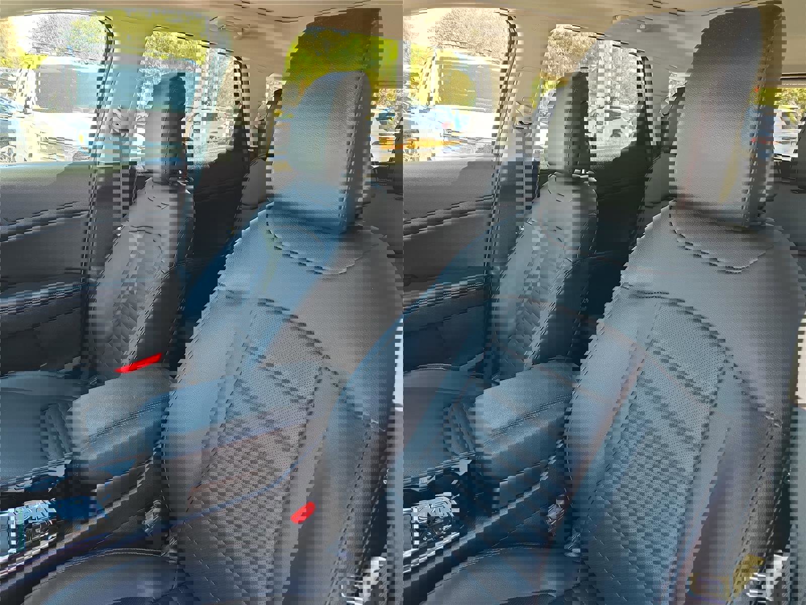 Used 2023 Kia Sportage SX image 16