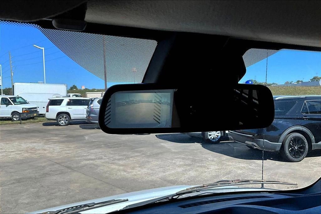 Used 2019 Chevrolet Express 3500 LT w/ LT Preferred Equipment Group image 21