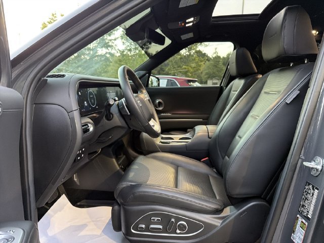 Used 2026 Hyundai Palisade Calligraphy FWD image 11