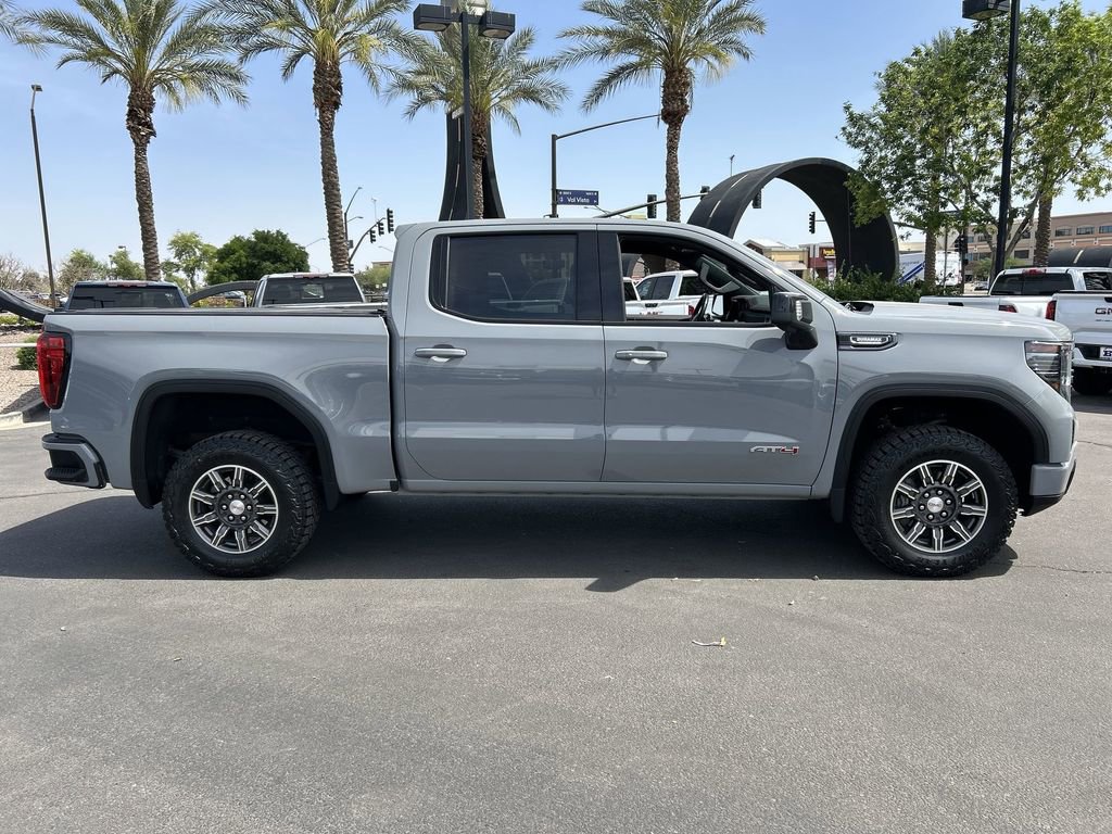 Used 2024 GMC Sierra 1500 AT4 w/ Technology Package image 9