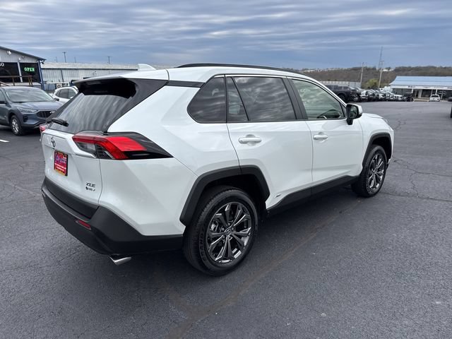 Used 2025 Toyota RAV4 XLE Premium AWD/4WD image 7