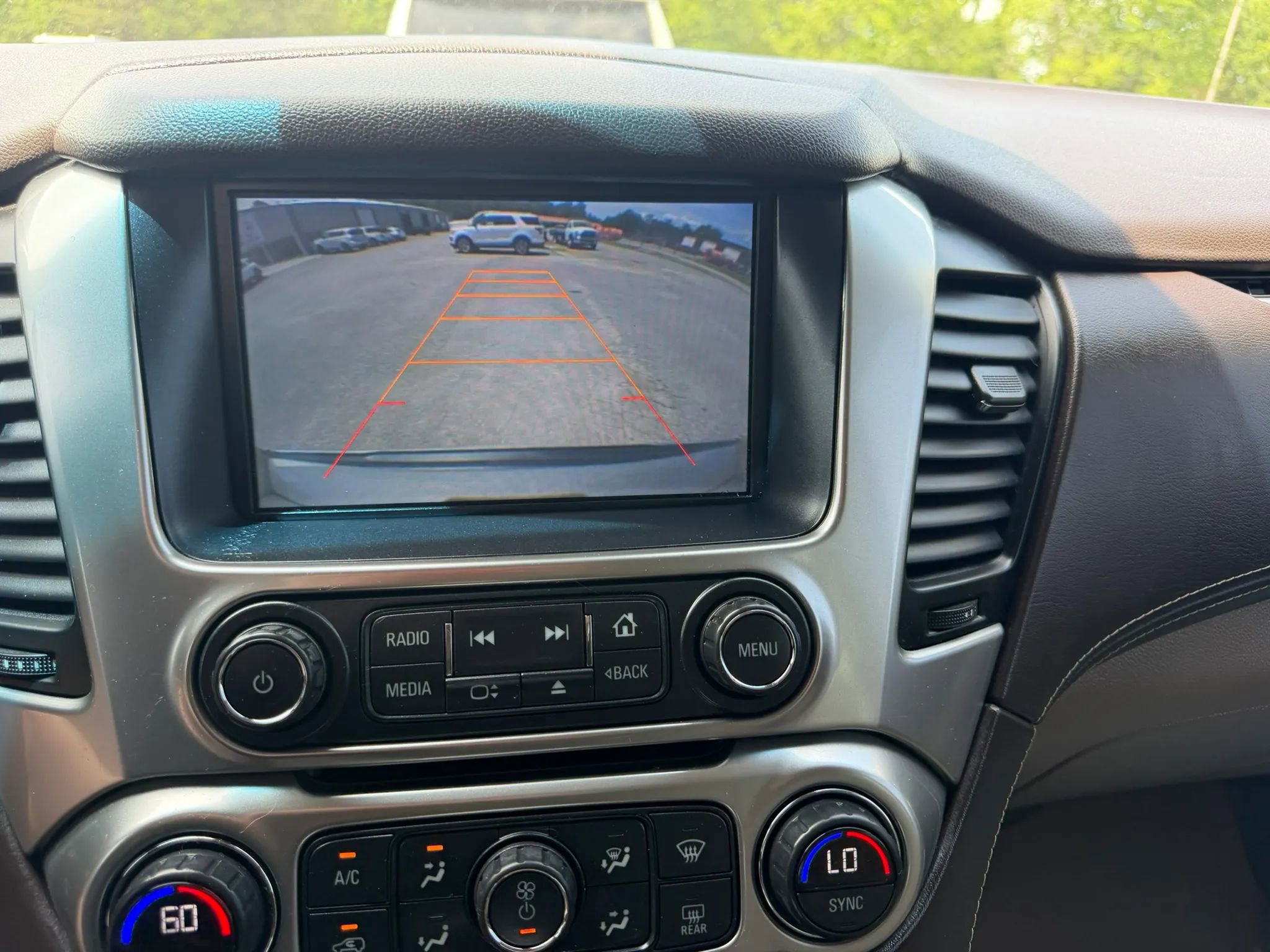 Used 2015 Chevrolet Tahoe LTZ AWD/4WD image 42