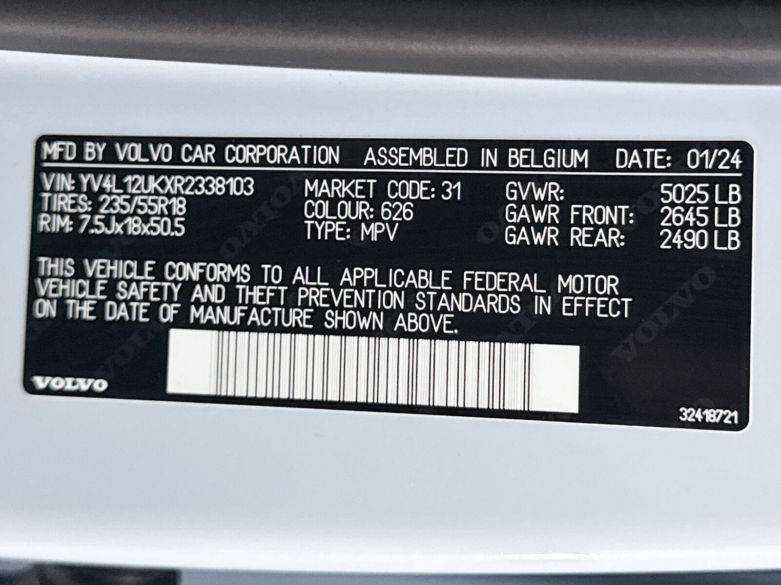 Used 2024 Volvo XC40 B5 Core AWD/4WD image 36