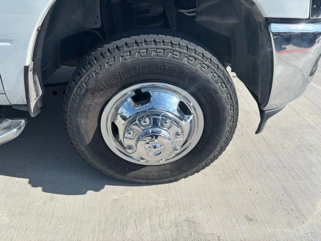 Used 2024 RAM 1500 Laramie RWD image 14