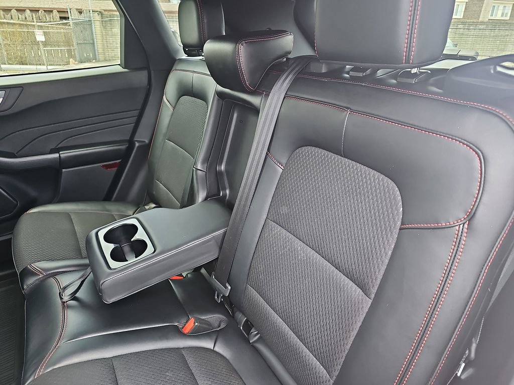 Used 2025 Ford Escape ST-Line w/ Equipment Group 301A FWD image 14