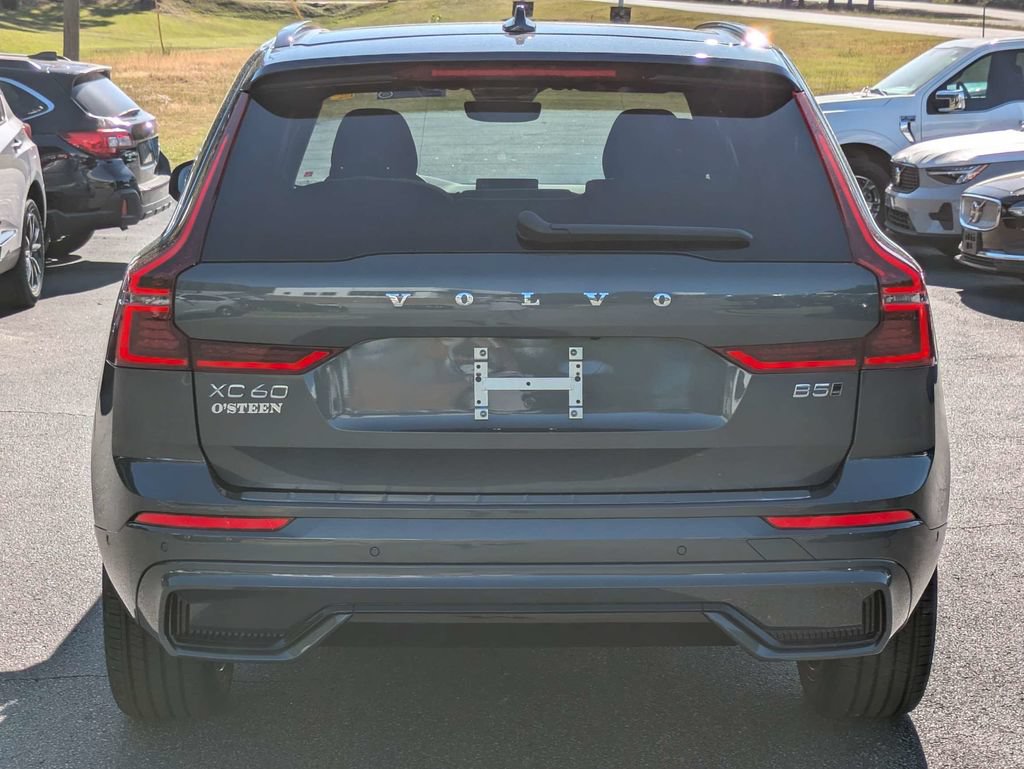 New 2026 Volvo XC60 B5 Plus w/ Protection Package Premier AWD/4WD image 5