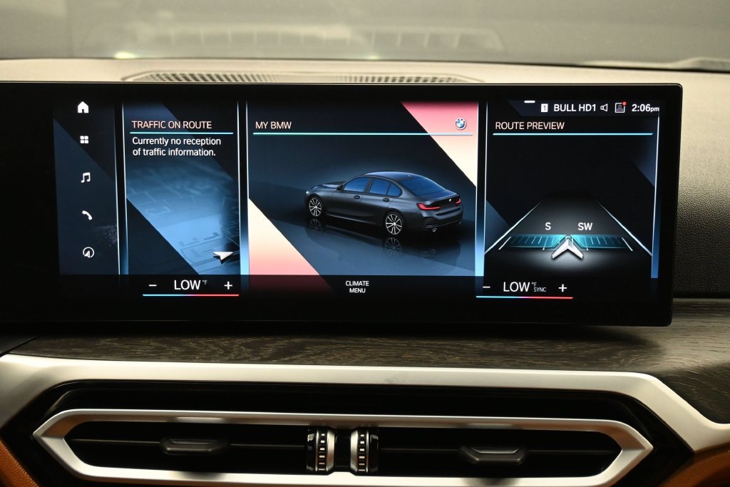 Used 2023 BMW 330i Sedan w/ Driving Assistance Package RWD image 10