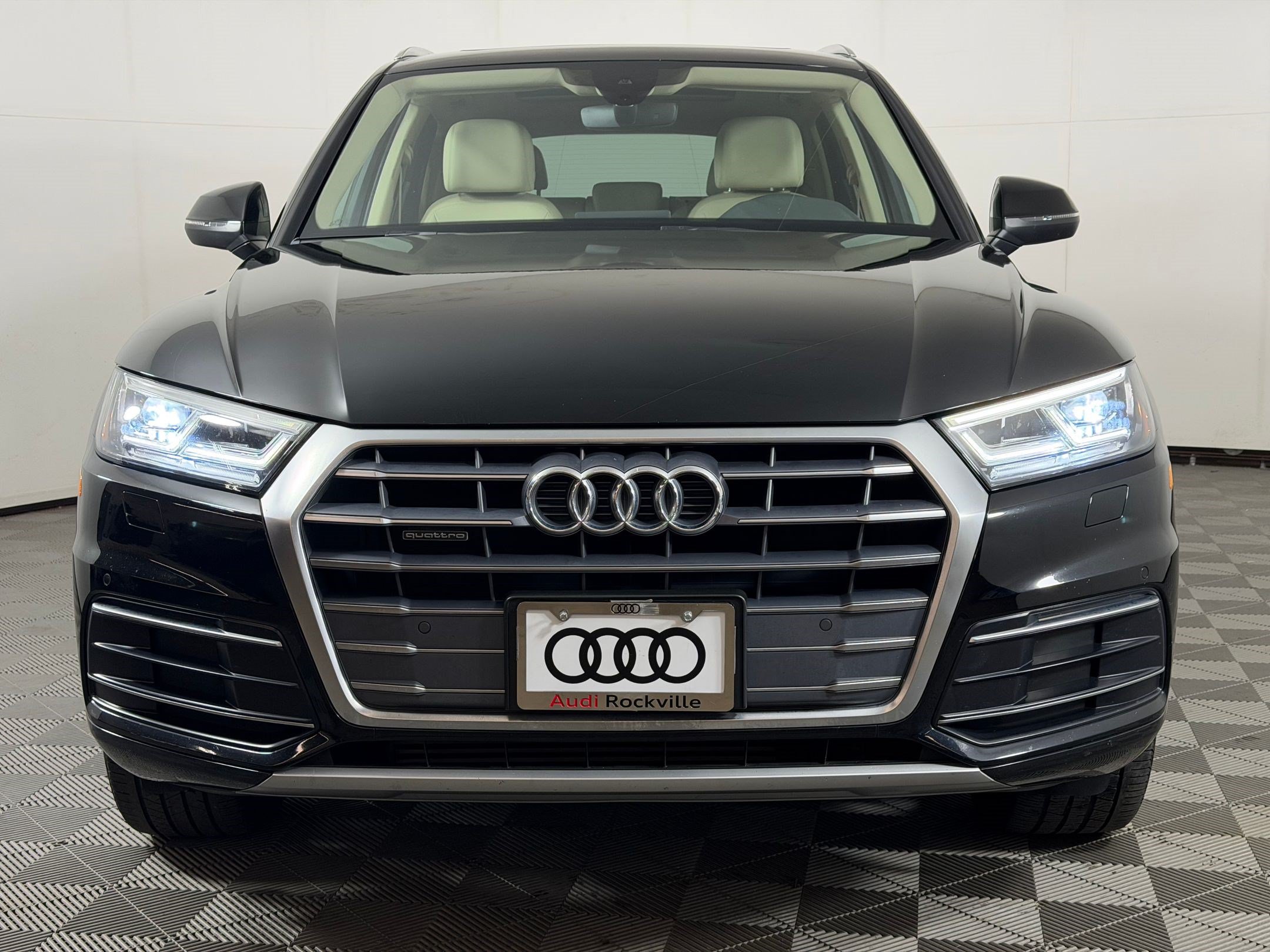 Used 2018 Audi Q5 Premium w/ Premium Plus Package AWD/4WD image 6
