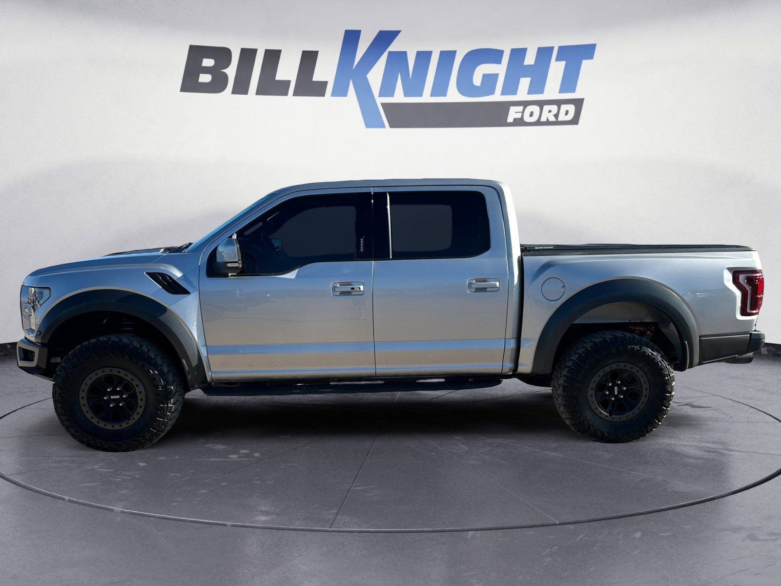 Used 2019 Ford F150 Raptor w/ Equipment Group 802A Luxury image 2