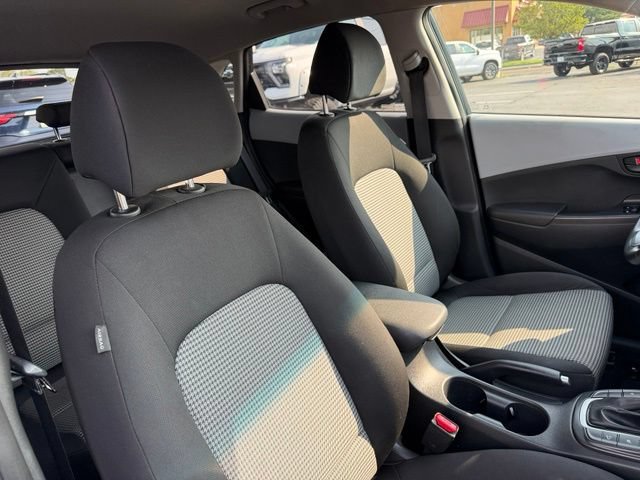 Used 2018 Hyundai Kona SEL AWD/4WD image 17