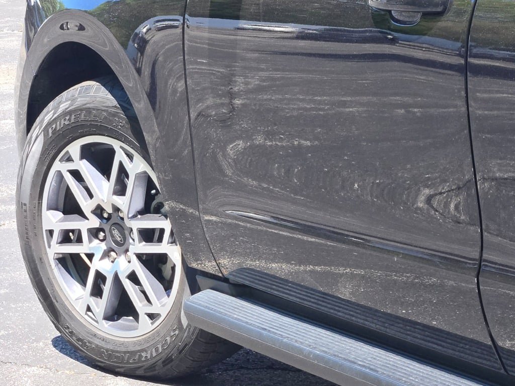 Used 2025 Ford Expedition Active AWD/4WD image 21
