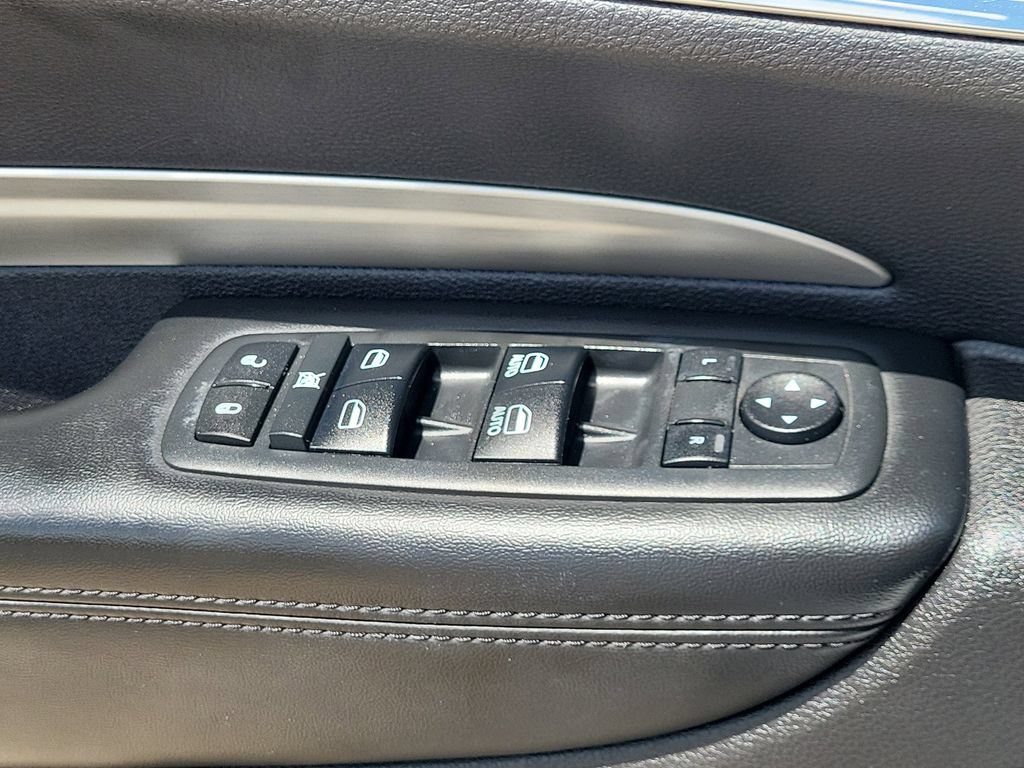 Used 2017 Dodge Durango GT w/ Premium Group AWD/4WD image 11