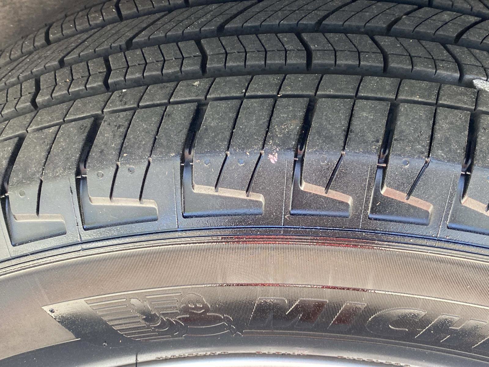 Certified 2024 Dodge Durango SXT image 30