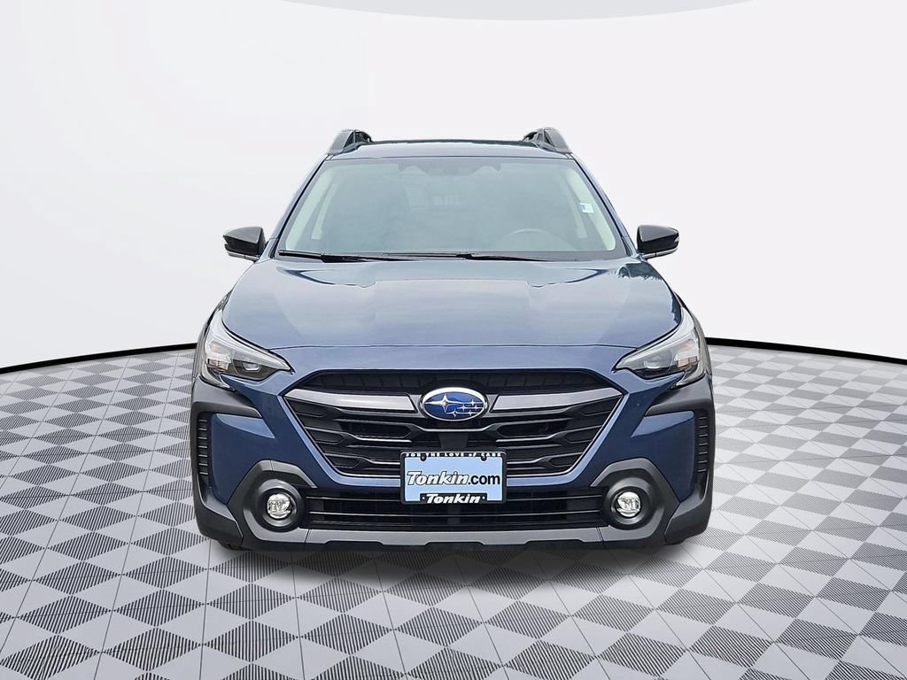 Used 2025 Subaru Outback Premium AWD/4WD image 9