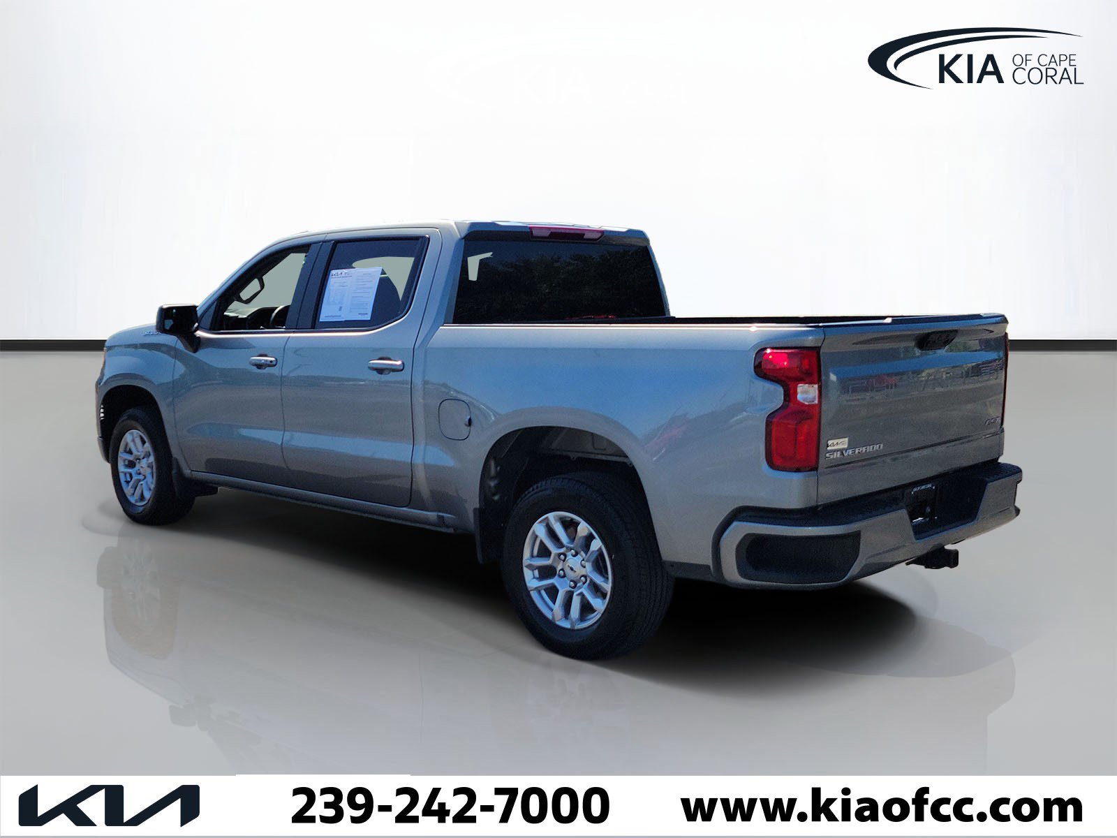 Used 2026 Chevrolet Silverado 1500 RST RWD image 4