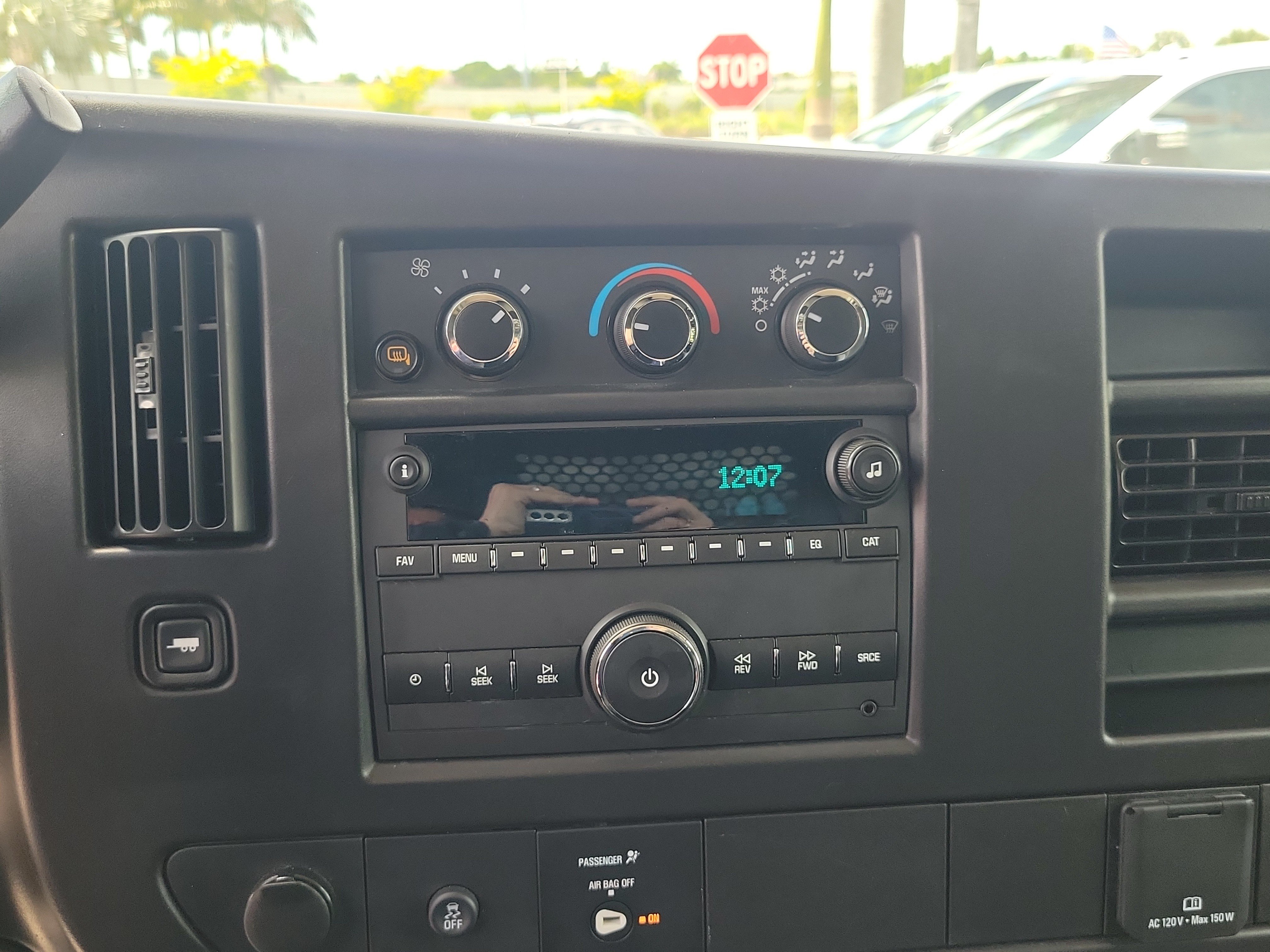 Used 2025 GMC Savana 2500 w/ Driver Convenience Package RWD image 19
