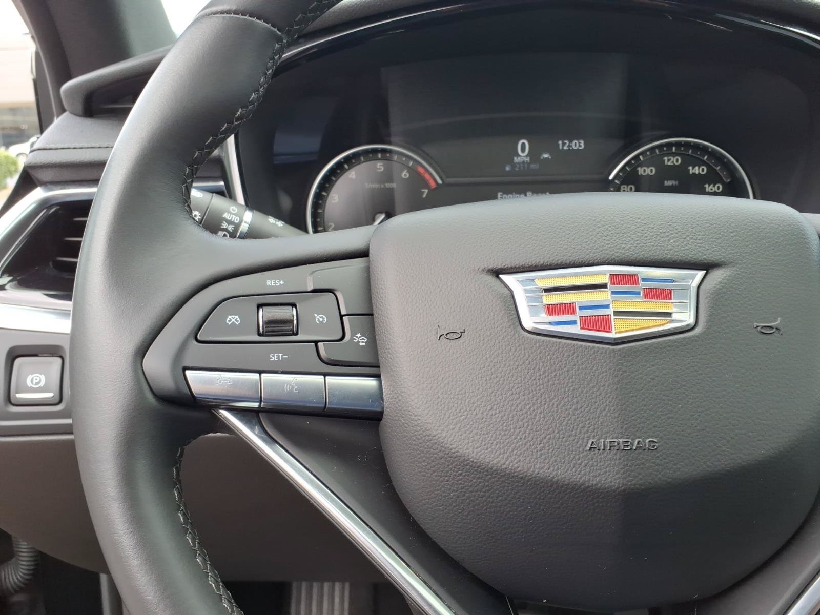 Certified 2024 Cadillac XT6 Luxury w/ LPO, Floor Liner Package AWD/4WD image 27