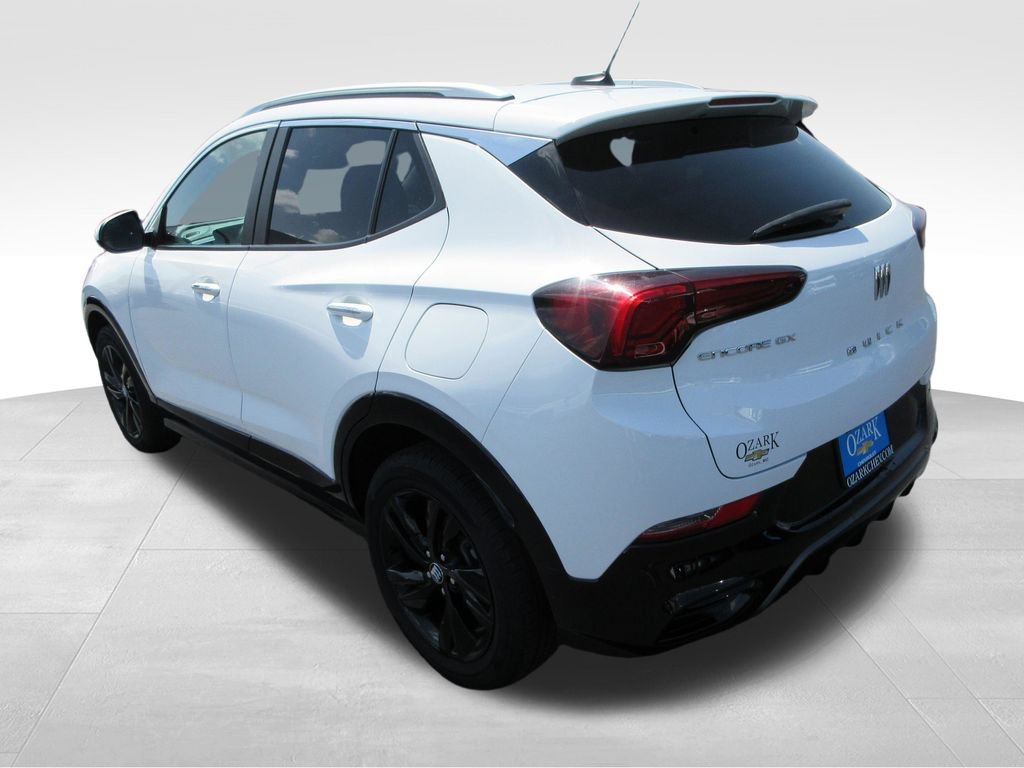 Certified 2024 Buick Encore GX Sport Touring w/ Comfort Package FWD image 3