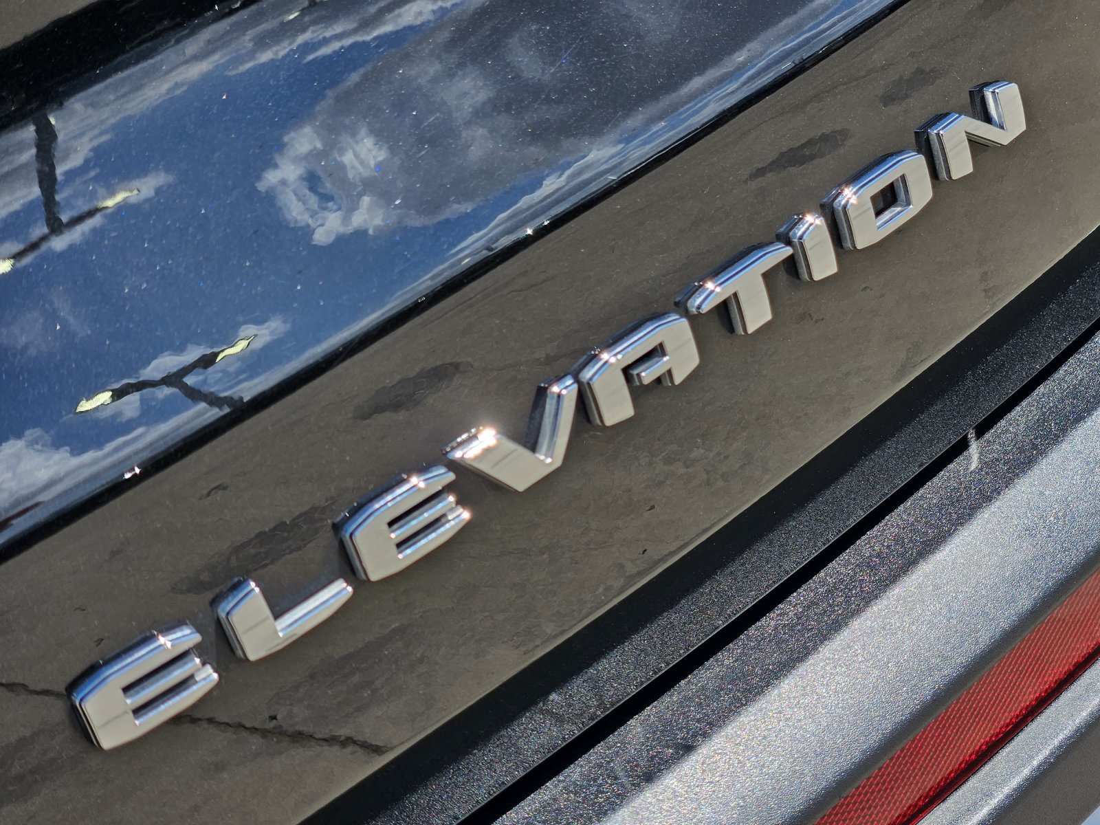 Used 2026 GMC Acadia Elevation FWD image 16