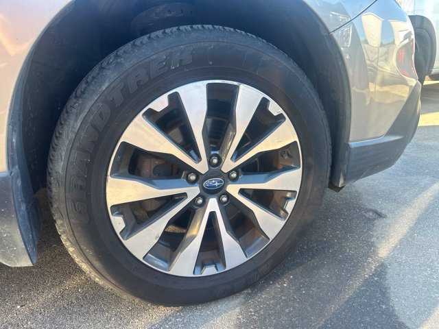Used 2017 Subaru Outback 2.5i Limited AWD/4WD image 20