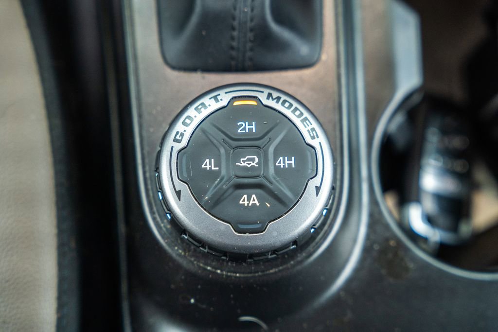 Used 2023 Ford Bronco Wildtrak image 27