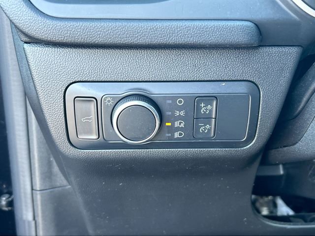 Used 2022 Ford Escape SE w/ SE Sport Appearance Package AWD/4WD image 17