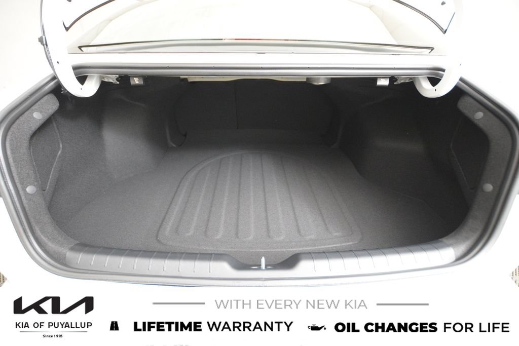 New 2025 Kia K4 GT-Line Turbo image 19
