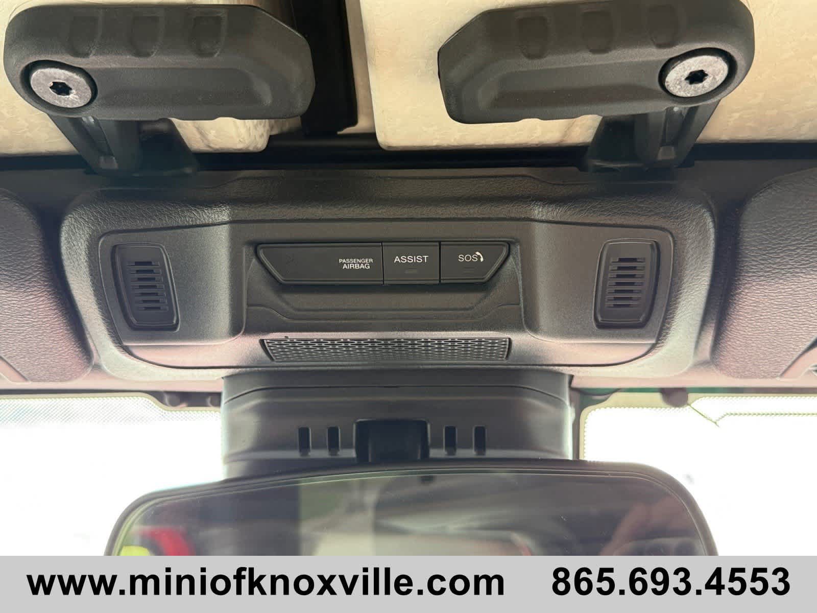 Used 2024 Jeep Wrangler Sport AWD/4WD image 31