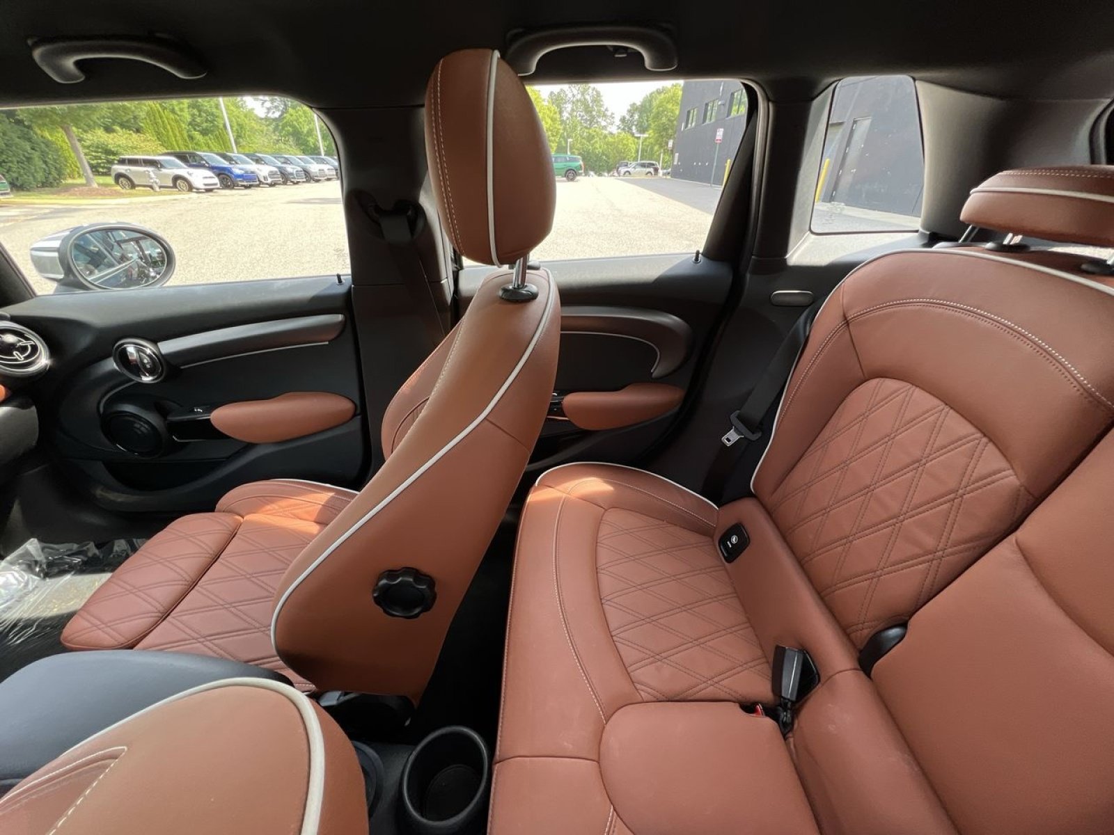 Used 2022 MINI Cooper S FWD image 3