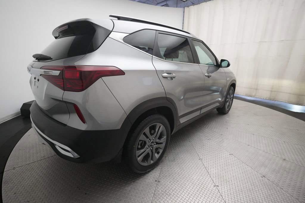 Used 2023 Kia Seltos S AWD/4WD image 36