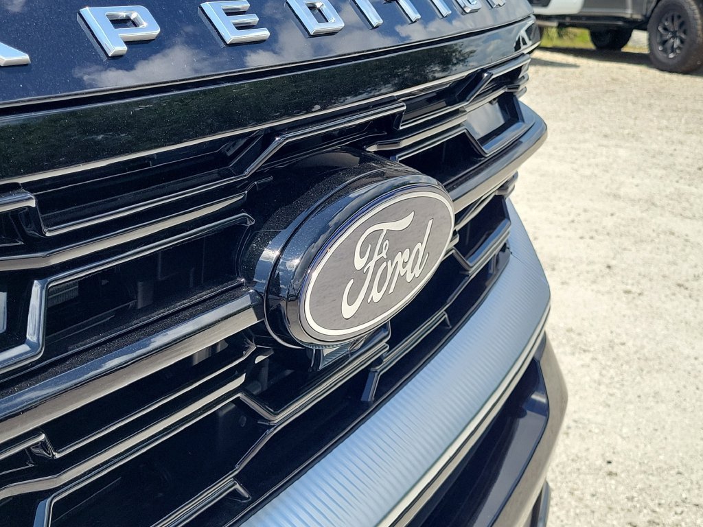 New 2026 Ford Expedition Max Platinum w/ Platinum Ultimate Package AWD/4WD image 7