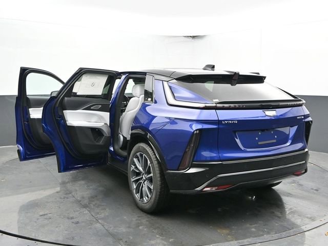 New 2025 Cadillac Lyriq Sport image 53