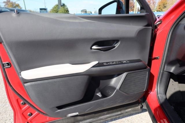 Used 2024 Lexus UX 250h F Sport image 18