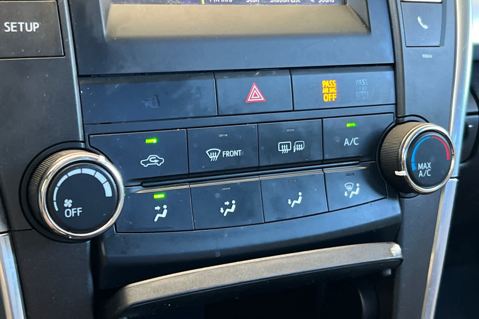 Used 2017 Toyota Camry SE FWD image 20