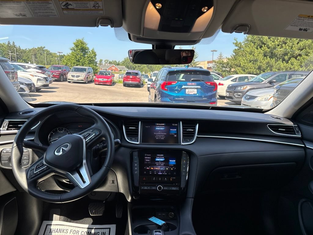 Used 2025 INFINITI QX50 Pure AWD/4WD image 15