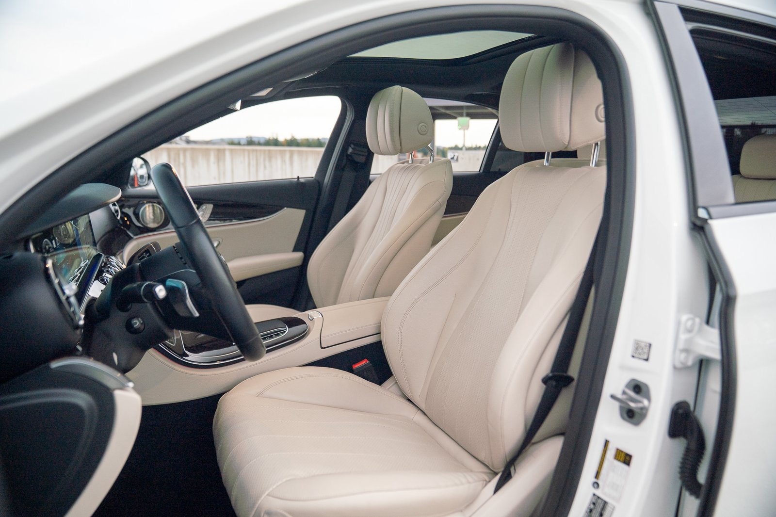 Certified 2021 Mercedes-Benz E 350 4MATIC Sedan image 25