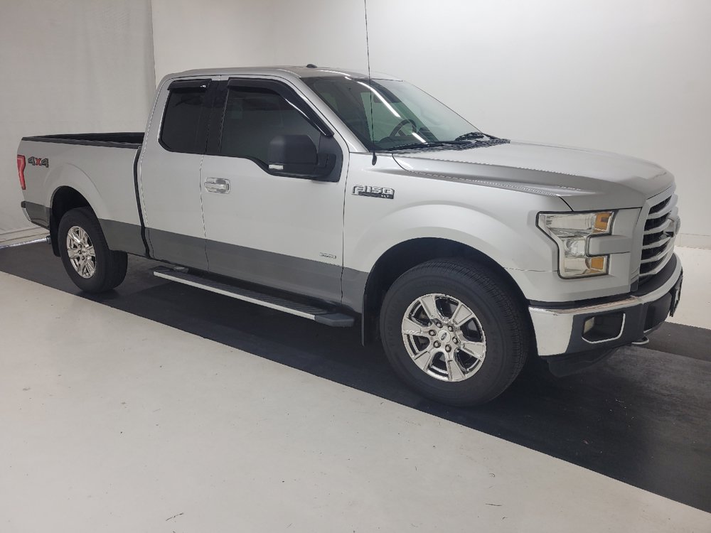 Used 2015 Ford F150 XLT w/ Equipment Group 302A Luxury AWD/4WD image 11