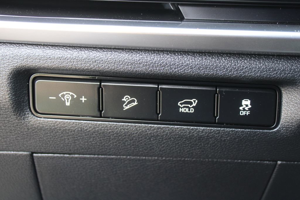 Used 2025 Kia Telluride S image 26