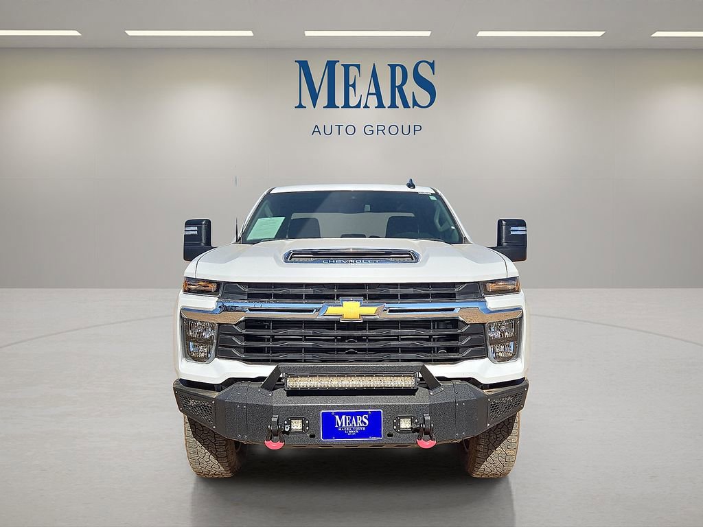 Used 2024 Chevrolet Silverado 2500 LT image 8