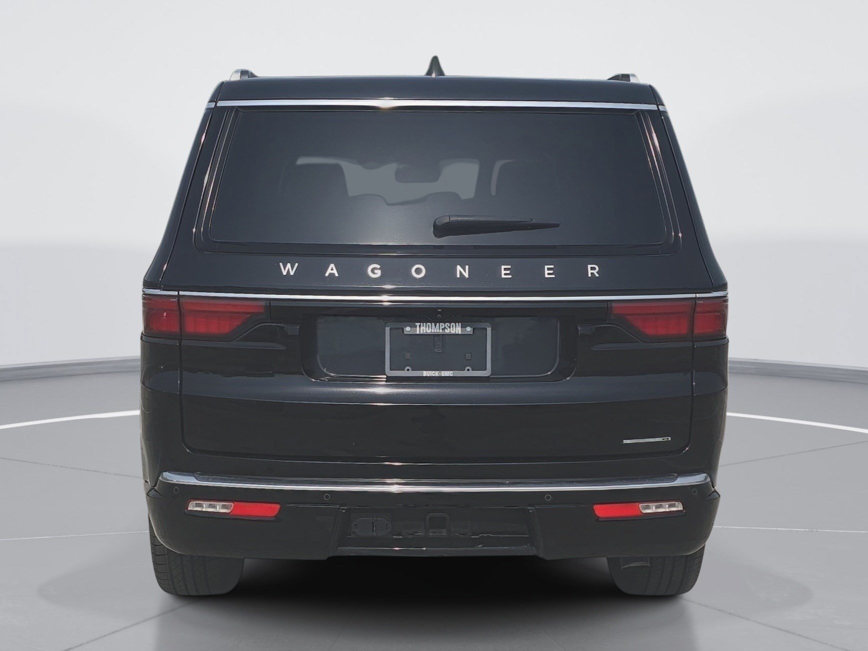 Used 2024 Jeep Wagoneer Series II AWD/4WD image 4