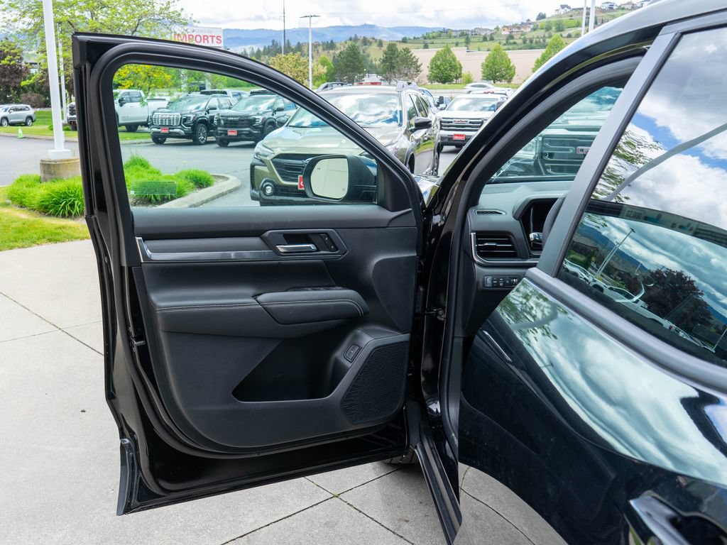 New 2026 GMC Terrain Elevation w/ Elevation Premium Package AWD/4WD image 15