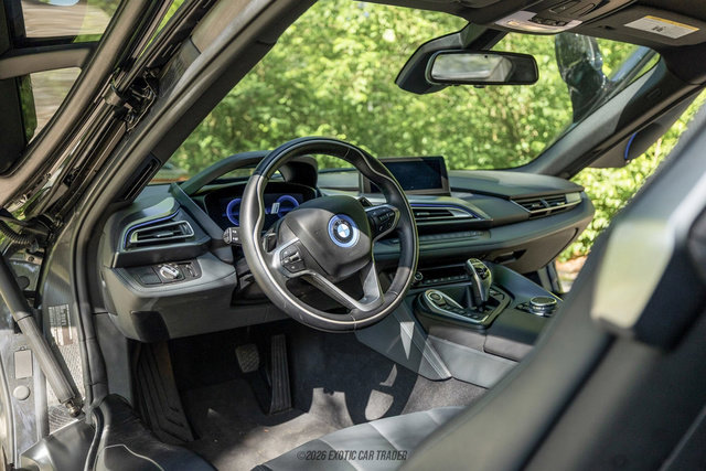 Used 2015 BMW i8 AWD/4WD image 21