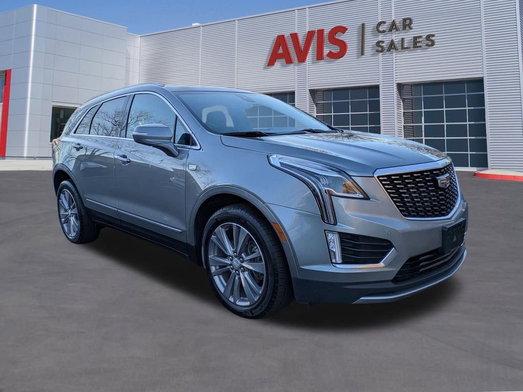 Used 2024 Cadillac XT5 Premium Luxury image 3