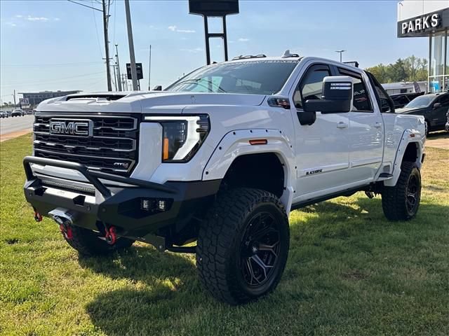 New 2026 GMC Sierra 2500 AT4 w/ Technology Package AWD/4WD image 5
